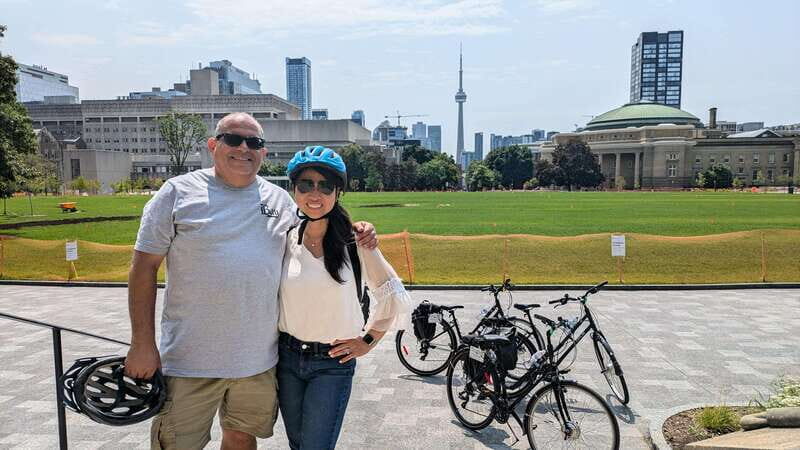 E-bike through Toronto's Dynamic Neighbourhoods - Who Will Love This Experience?