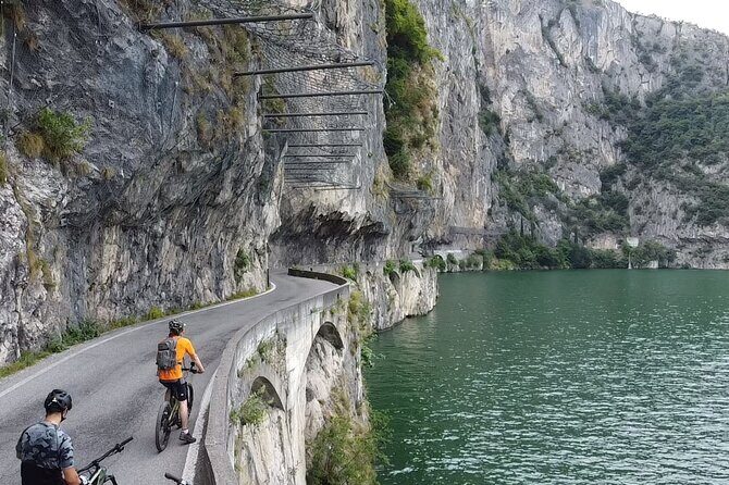 E-bike Tour in Lake Iseo - Exploring Lake Iseo on a Guided E-bike: A Complete Picture