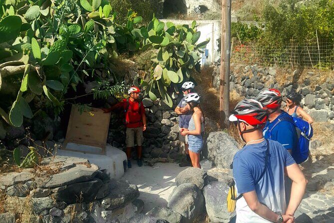 E-bike tours Explore Thirasia- Santorini - FAQ