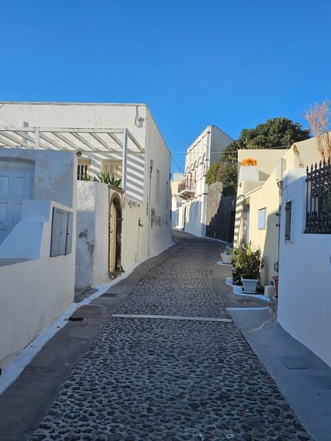 Easy Walks in Santorini Private Half Day Tour - Who Would Enjoy This Tour?