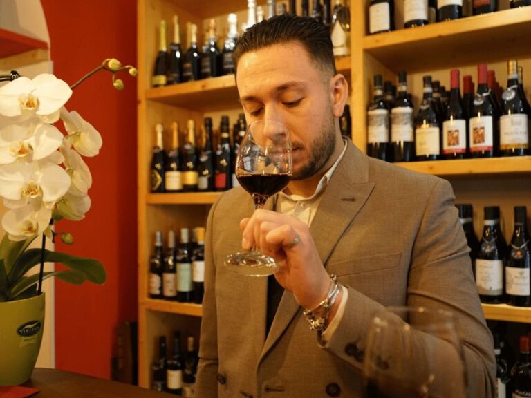 Easy Wine Tasting in Turin City Center - The Full Experience: What to Expect