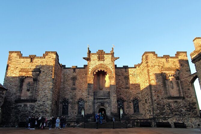 Edinburgh Castle Highlights Tour with Tickets, Map, and Guide - Who Will Love This Tour?
