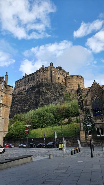 Edinburgh Castle: Highlights Tour with Tickets, Map & Guide - Who Will Benefit Most?