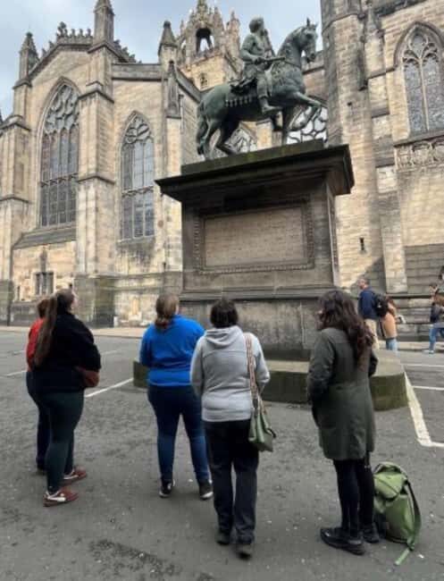 Edinburgh: Castle, Royal Mile, St Giles and Greyfriars tour - Who Will Love This Tour?