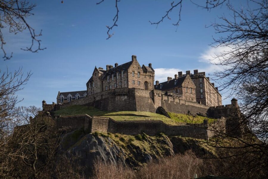 Edinburgh Castle & Royal Mile Walking Tour - Ticket Included - The Value of This Tour