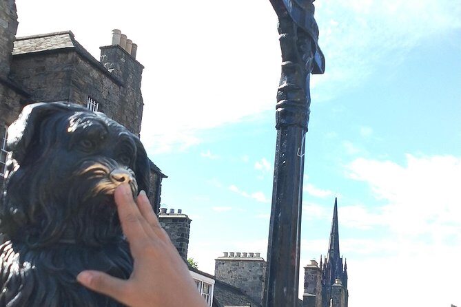 Edinburgh City Walking Tour, Discover Old Town, Royal Mile with a Local Expert! - What You Can Expect at Each Stop