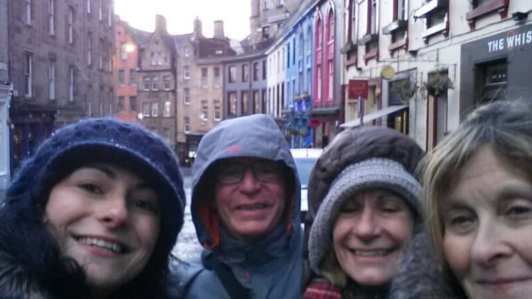 Edinburgh: Custom Highlights & Hidden Gems Tour with a Local - What to Expect During Your Tour
