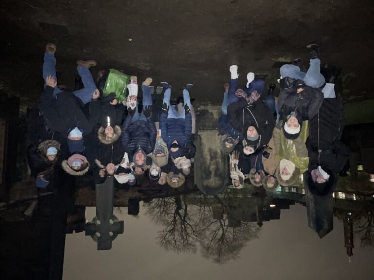 Edinburgh: Dark Secrets of the Old Town Ghost Walking Tour - Exploring Edinburgh’s Dark Past: The Full Experience