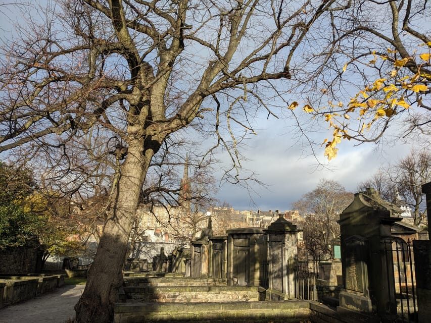 Edinburgh Express: walking tour in French - A Deep Dive into the Edinburgh Express Tour