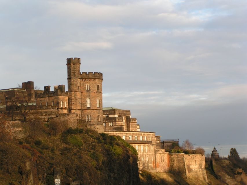 Edinburgh: Guided Tour in French - Final Thoughts: Is This Tour Right for You?