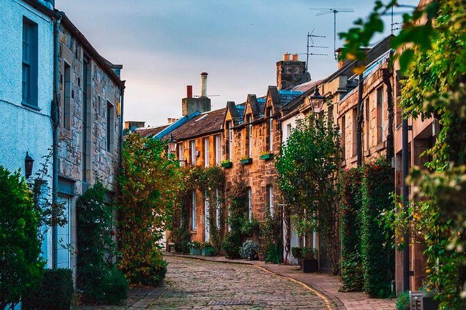 Edinburgh Half Day Tour (Private Chauffeur) - FAQ
