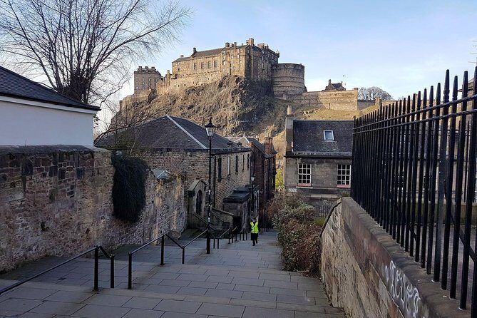 Edinburgh: History Lovers Old Town Walking Tour - A Closer Look at the Edinburgh: History Lovers Old Town Walking Tour