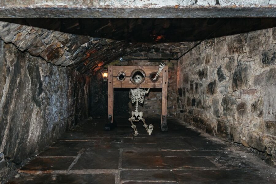 Edinburgh: Old Town and Underground Historical Tour - Why This Tour Is Perfect for You