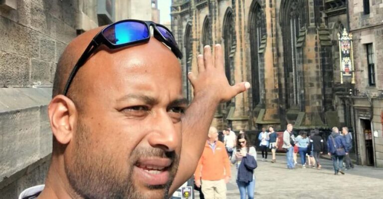 Edinburgh: Old Town Highlights Walking Tour - A Closer Look at What You Can Expect