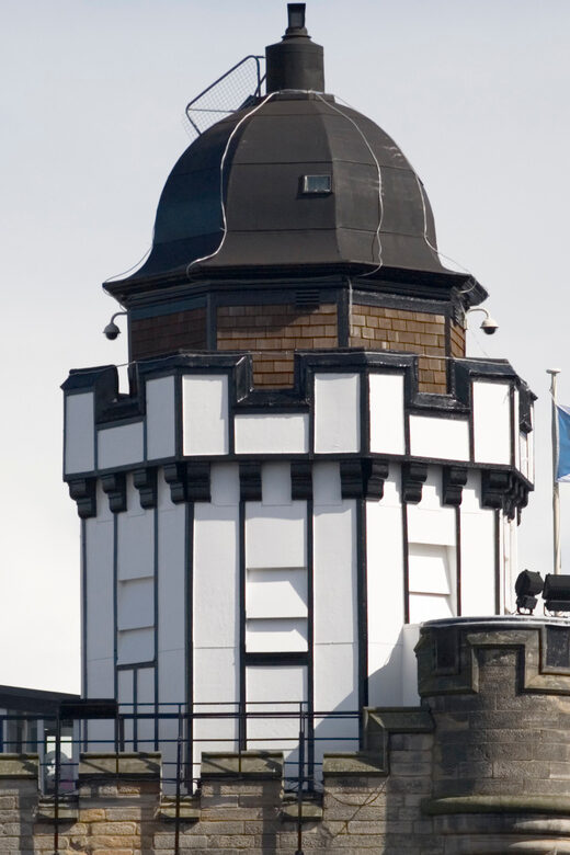 Edinburgh: Old Town Walking Tour with an APP - A Detailed Look at the Edinburgh Old Town Walking Tour