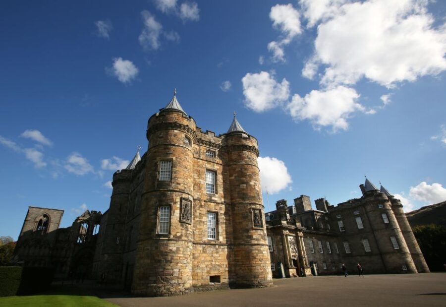 Edinburgh: Palace of Holyroodhouse Entry Ticket - Practical Details & Tips