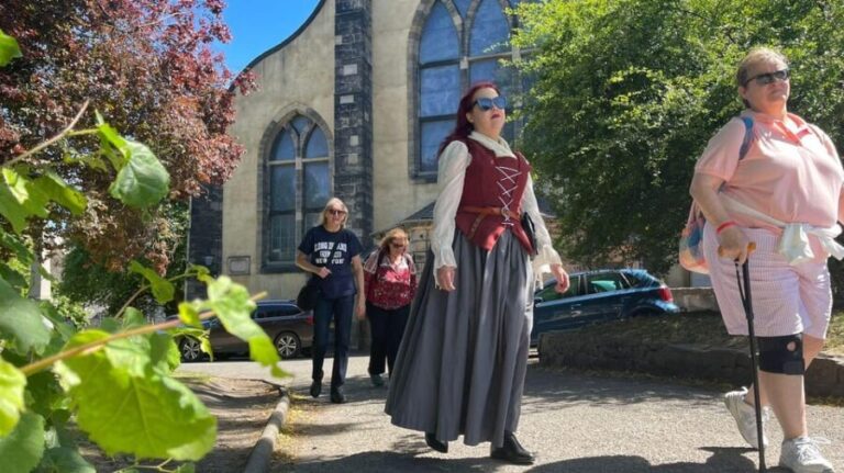 Edinburgh: Royal Mile Old Town Walking Tour - FAQs