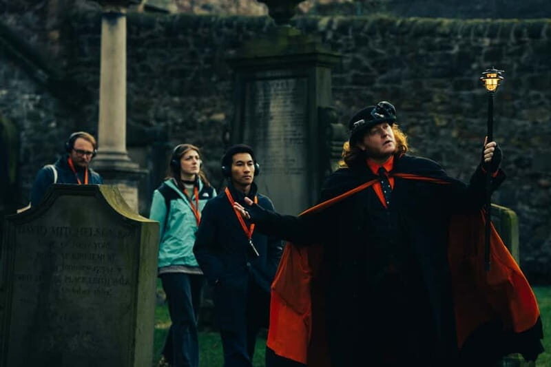Edinburgh: Underground Vaults and Graveyard Evening Tour - Exploring the Blair Street Underground Vaults