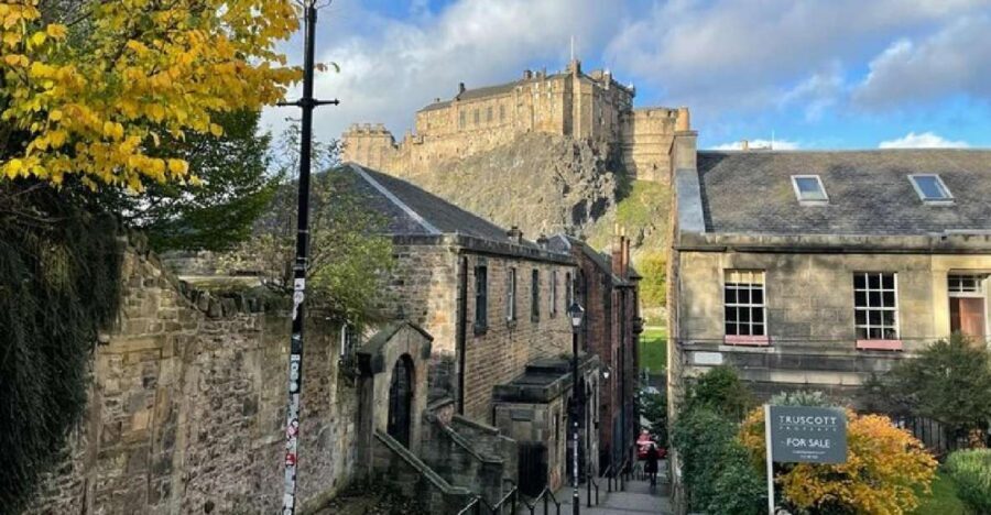 Edinburgh Unveiled: Private Driving Tour of Edinburgh City - How the Day Plays Out