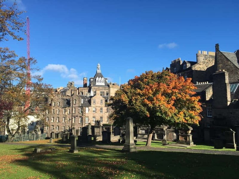 Edinburgh's must-see attractions: walking tour in French - Practical Details and Value