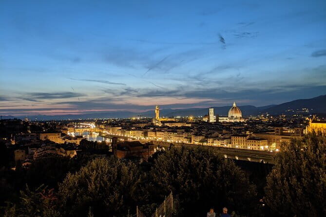 Electric Bike Night Tour of Florence with amazing view from Michelangelo Square - FAQ