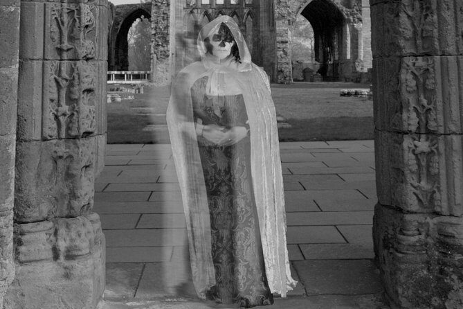 Elgin cathedral Interior Tour - What You’ll See and Learn at Each Stop