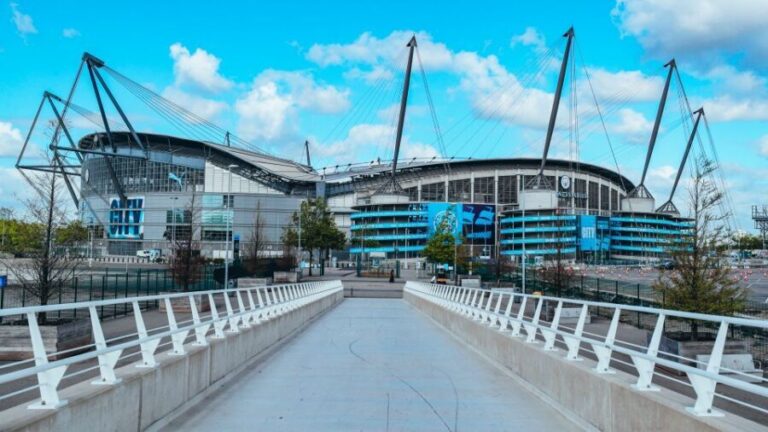 Etihad Stadium: Manchester City FC Tour by Rail From London - In-Depth Breakdown of the Day