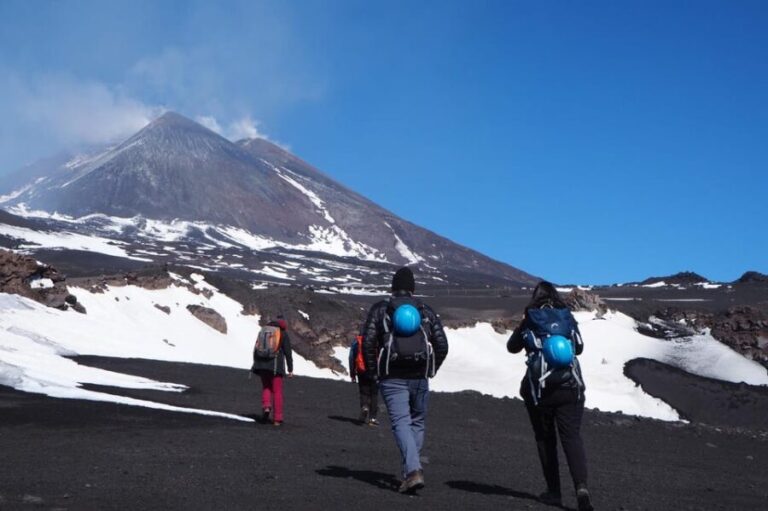 Etna 3000m: High altitude trekking - An In-Depth Look at the Mount Etna Trek Experience