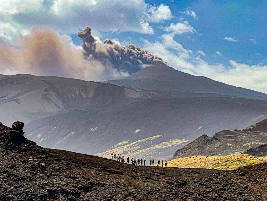Etna: Craters of the 2002 Eruption Trekking Experience - An In-Depth Look at the Etna Trekking Experience