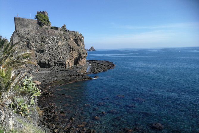 Etna tour Full day - Starting Point and Logistics