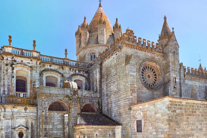 Évora Private Tour - Cork Factory Visit & Wine Tasting Included - Walking Through Évora’s Historic Heart