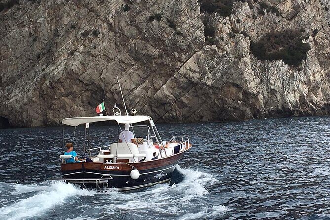 Exclusive Boat Tour to Capri with Swim Stop and Aperitif - Detailed Review of the Capri Boat Tour