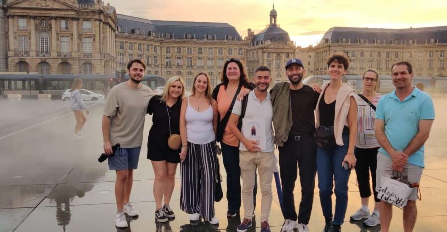 Exclusive! Bordeaux: Nighttime Highlights Walking Tour - Why This Tour Works Well