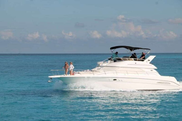 Exclusive Cancun private yacht sail the Caribbean - A Closer Look at the Yacht Experience in Cancun