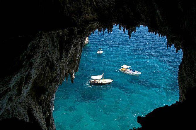 Exclusive Capri Boat Tour from Naples or Sorrento - Authentic Experiences Enhancing Your Trip