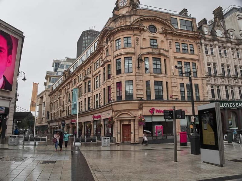 Exclusive Cardiff Private Walking Tour - The Value of a Private Guide