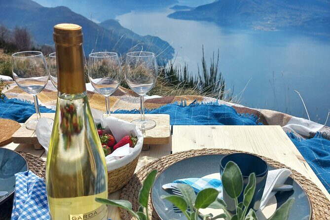 Exclusive Picnic in the Foothills of the Alps with the Lake Views - Why This Tour Excels