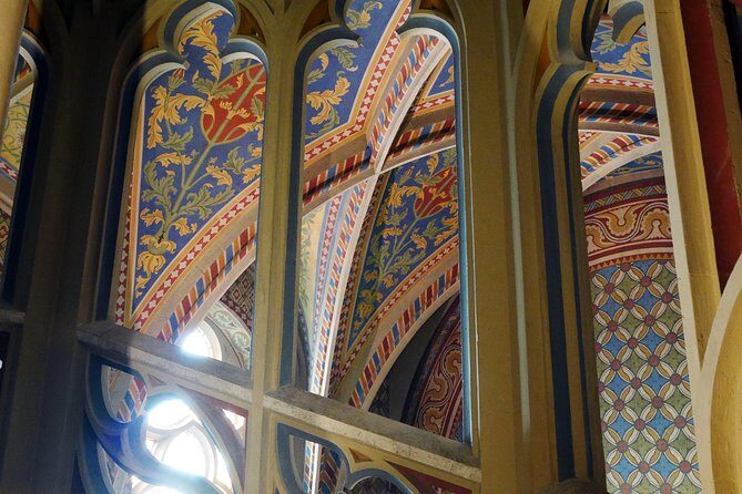 Explore Budapests Art and Culture with a Local - Why This Tour Offers Good Value