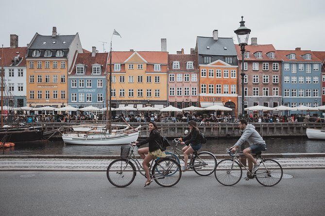 Explore Copenhagen in 60 minutes with a Local - Authentic Experiences and Local Tips