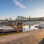 Explore Frankfurt in 60 minutes with a Local - Who Should Consider This Tour?
