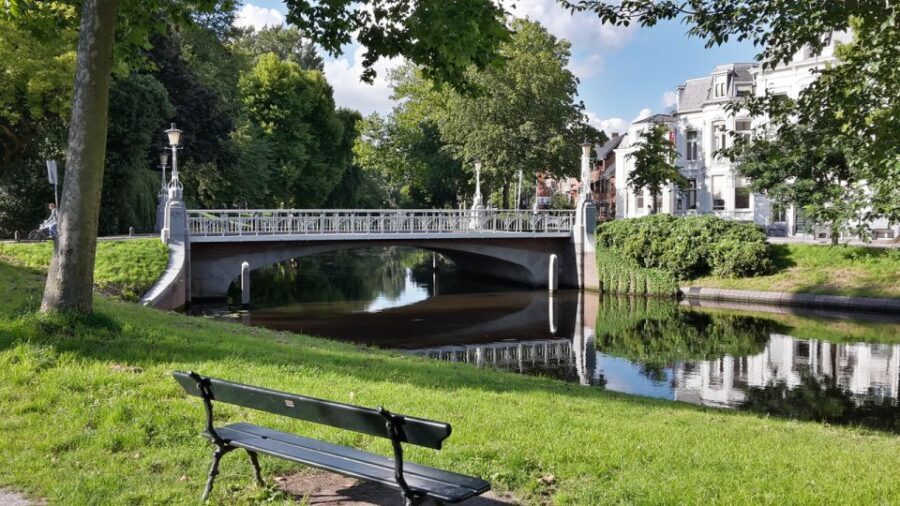 Explore Gems of Utrecht Walking Tour for Couples - The Value and Atmosphere
