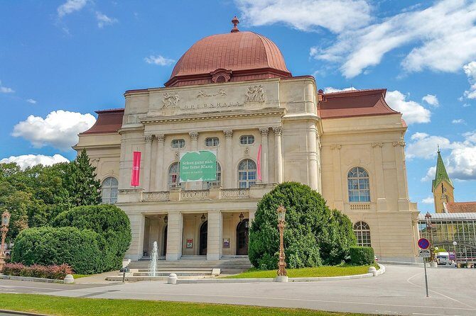 Explore Grazs Art and Culture with a Local - Who Will Love This Tour?