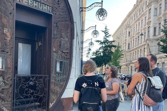 Explore the Hidden Gems of Vienna with CityRiddler - Value and Practicality