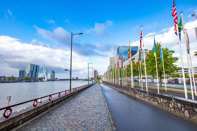 Explore the Instaworthy Spots of Rotterdam with a Local - Who Should Consider This Tour?