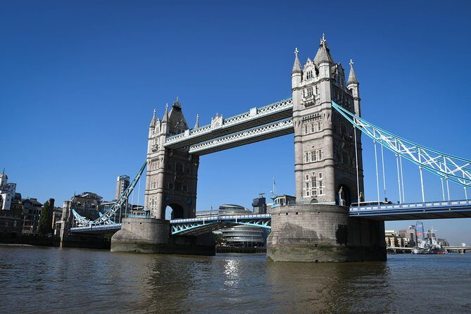 Explore Tower Bridge & London's Top 30 Landmarks Tour - What We Loved About This Tour