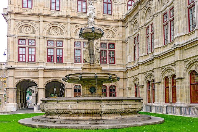 Explore Viennas Art and Culture with a Local - A Deep Dive into Vienna’s Artistic Heart