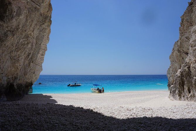 Explore zakynthos island with Adonis boat rental - In-Depth Review of the Zakynthos Boat Rental Experience