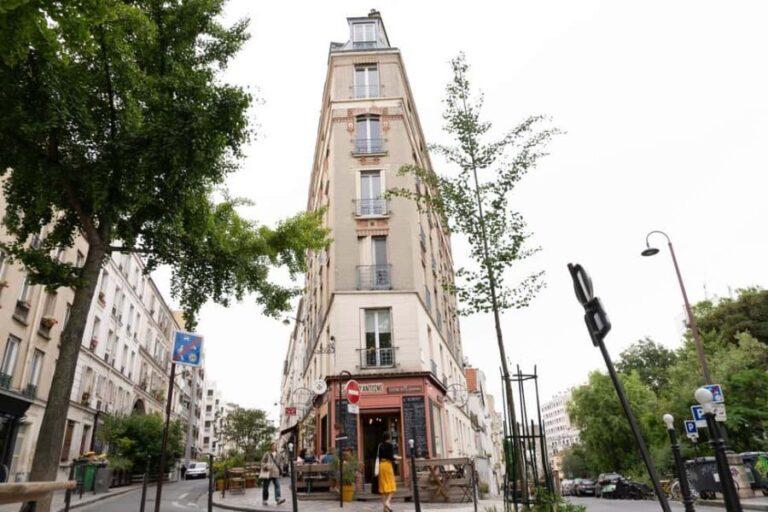 Exploring Belleville: Parisian Culture&Creativity in Motion - Exploring Belleville’s Streets