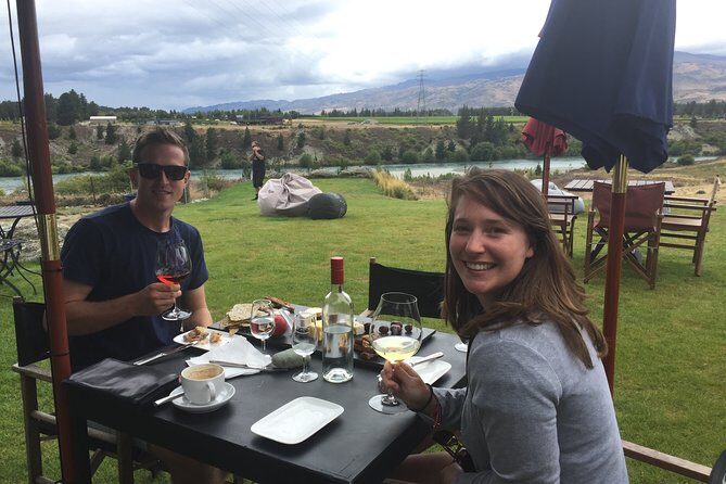 'Express' Wine Tour & Mori Culture Wnaka - A Closer Look at the Wanaka Wine & Maori Culture Tour