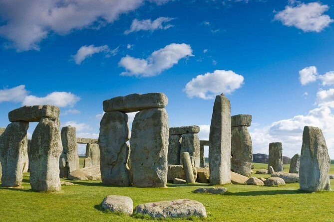 Extended visit: Windsor Castle & Stonehenge with Free Snack Pack - An In-Depth Look at the Tour Experience